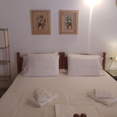 Retzos Rooms Химара Экстерьер фото